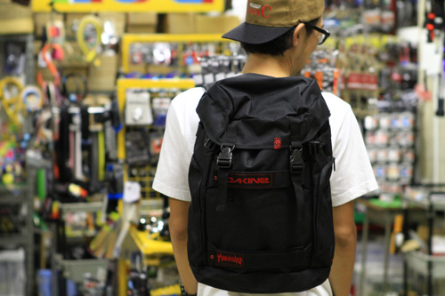 dakine8