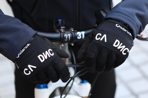 cadenceglove1 cadenceglove1